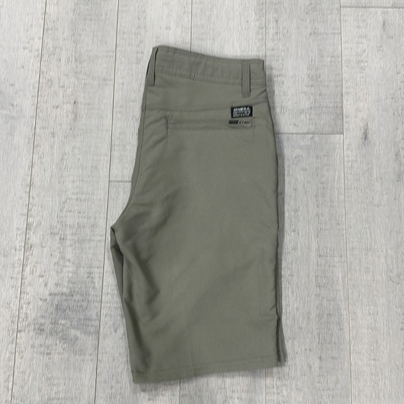 ⭐️ 2 for $10 OR $7 each ⭐️ Men’s ONEILL Hybrid Shorts * US 28 * Sage Green - Picture 1 of 7